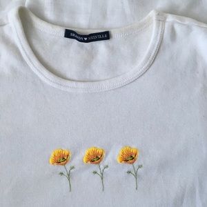 BRANDY MELVILLE CROP TOP